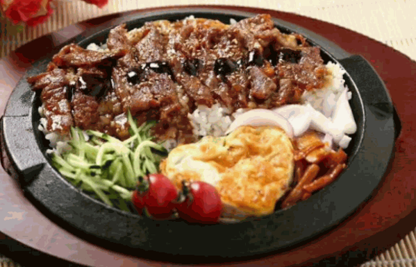 牛排爱上饭