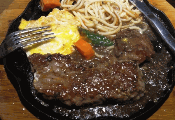 烩灵顿牛排杯
