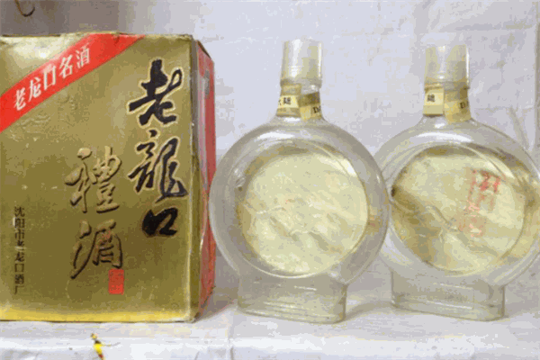 老龙口白酒