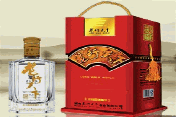龙行天下酒