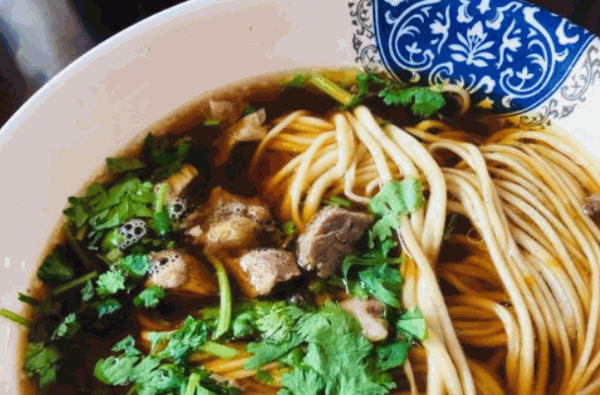 宇飞牛肉面