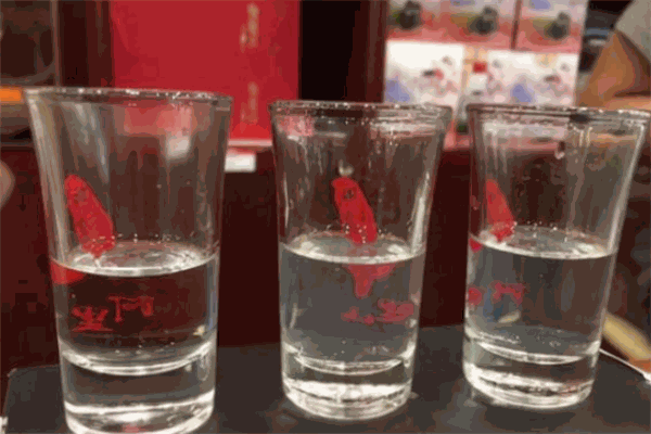 百道宏图白酒