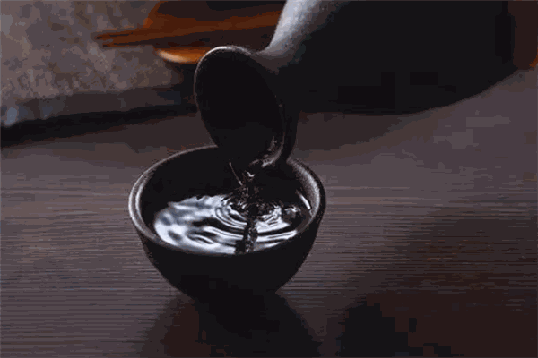唐沙液白酒