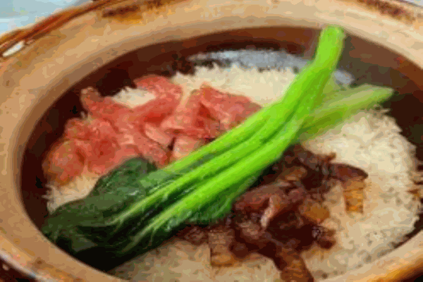 湘当牛特色煲仔饭