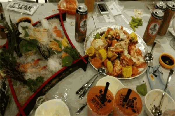 海先生餐饮