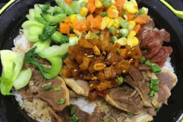 聚龙轩煲仔饭