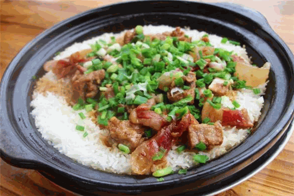 天下无二煲仔饭
