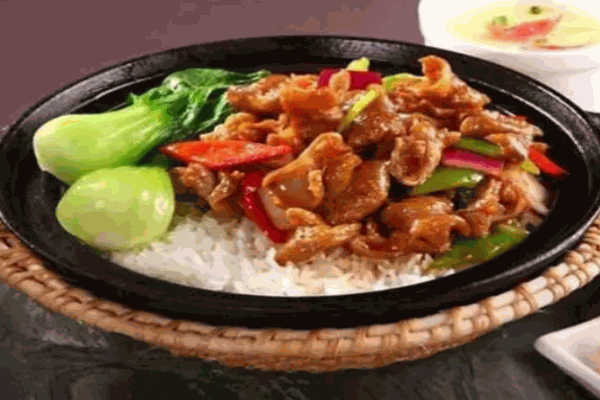 哎呦喂煲仔饭