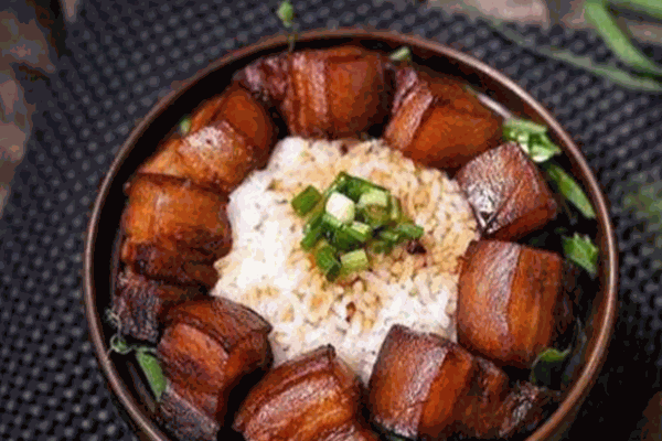 小熊煲仔饭