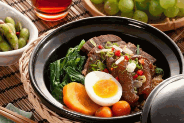 小熊煲仔饭