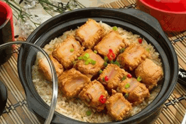 小熊煲仔饭