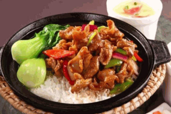 群记煲仔饭