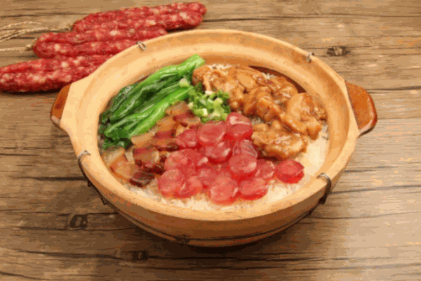 群记煲仔饭