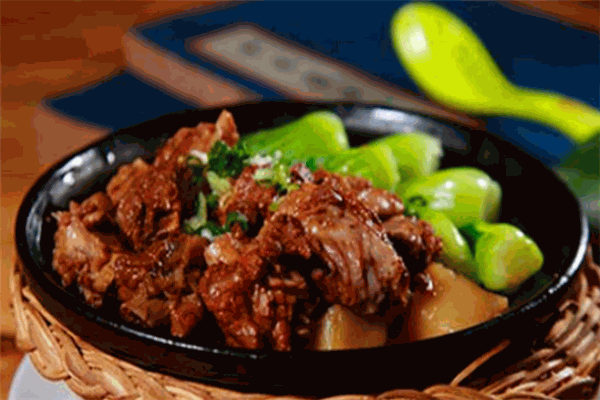 姐妹煲仔饭