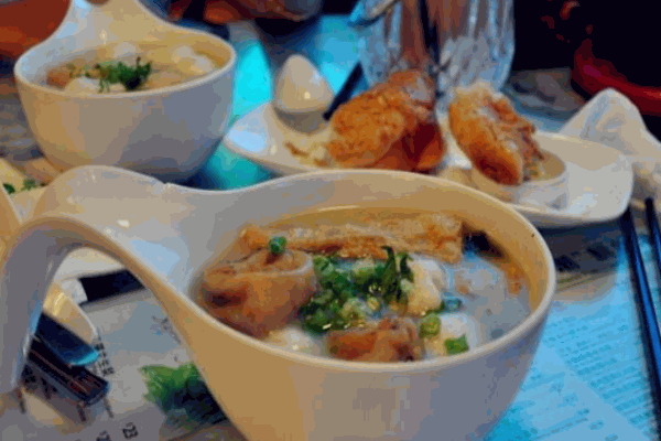 ​翠河栈茶餐厅