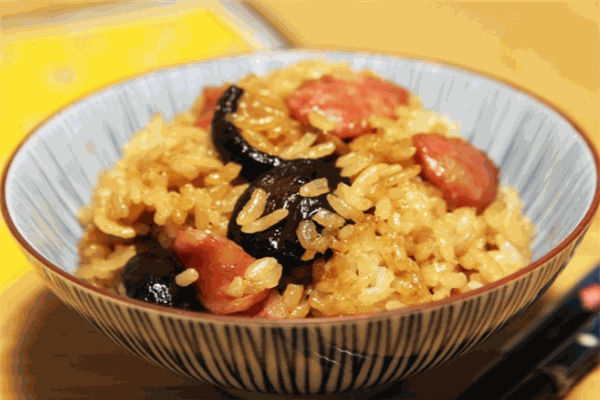 闲鹭煲仔饭
