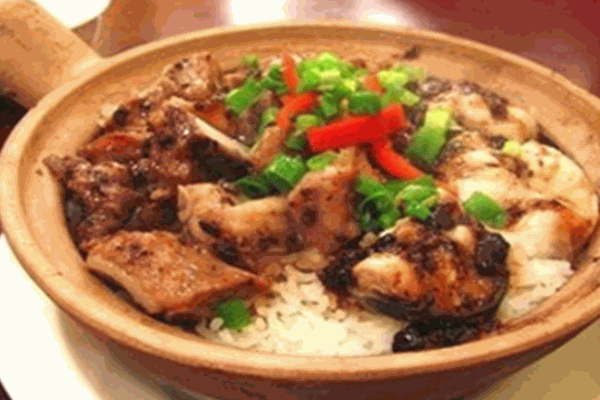 新齐百味煲仔饭