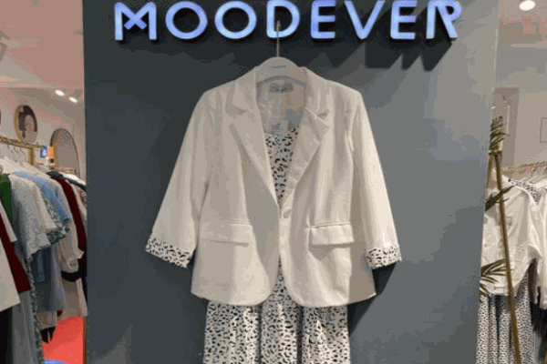 MOODEVER女装