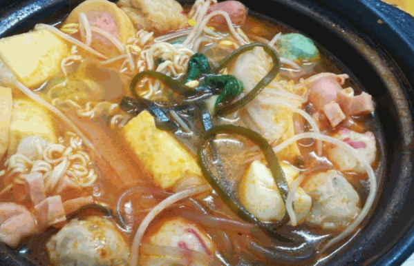 超越砂锅麻辣烫