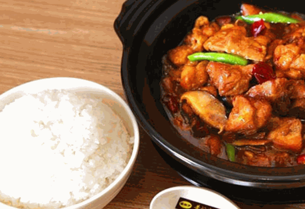 鸡米膳黄焖鸡米饭