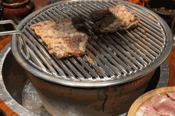 原始泥炉烤肉
