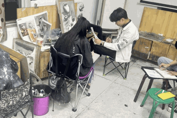 黑白画室