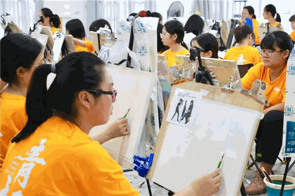 青桐艺考教育