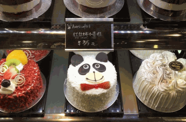 红跑车蛋糕