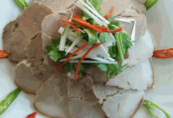 味渴记煲仔饭卤肉饭