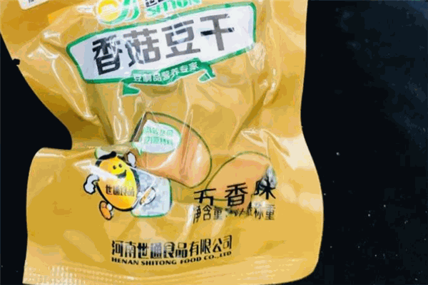嘴口零食