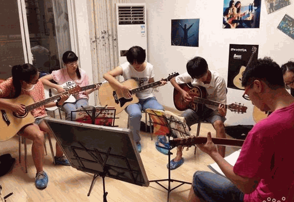Gclub架子鼓吉他培训
