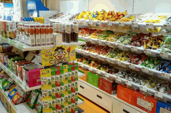 磨磨圈五块九零食铺子