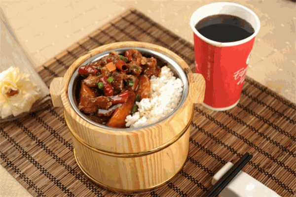 湘情木桶饭