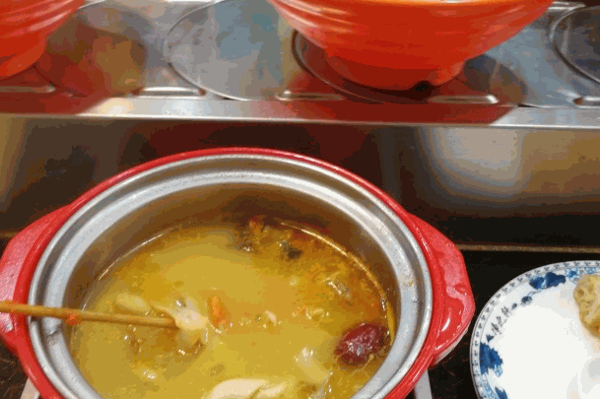 香飘飘旋转小火锅
