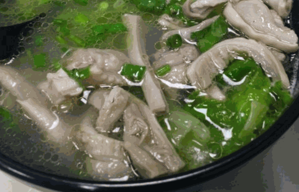 汤有范广式猪肚鸡汤饭