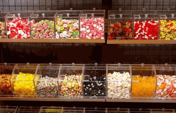 五块五零食店