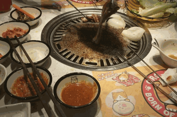 猫抓烤肉