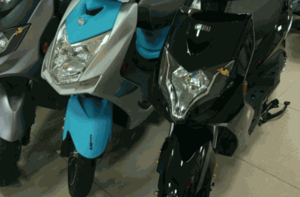 爱玛电动车