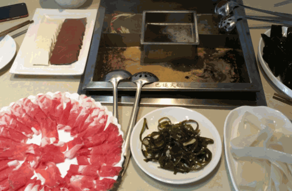 牛巴适火锅