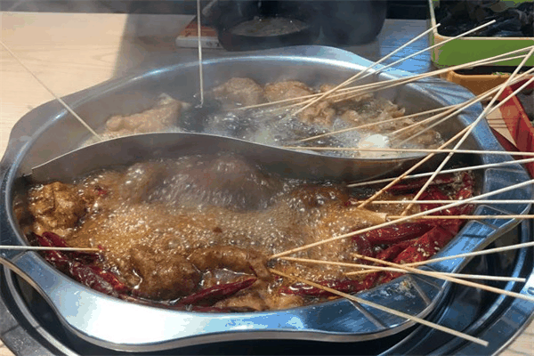 小扁担串串香火锅