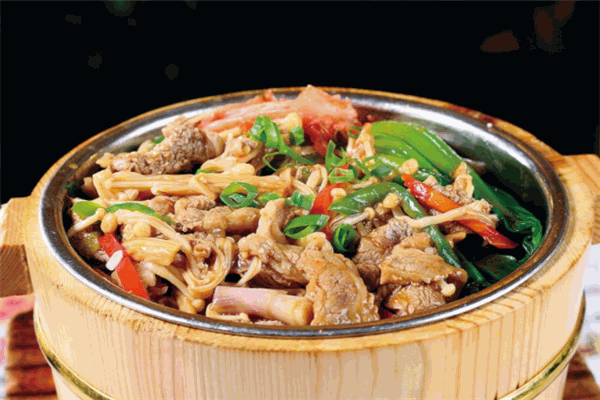 食力派送木桶饭