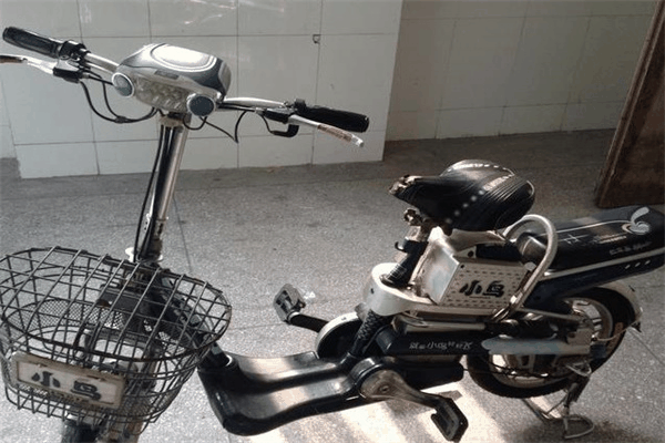 小鸟电动车