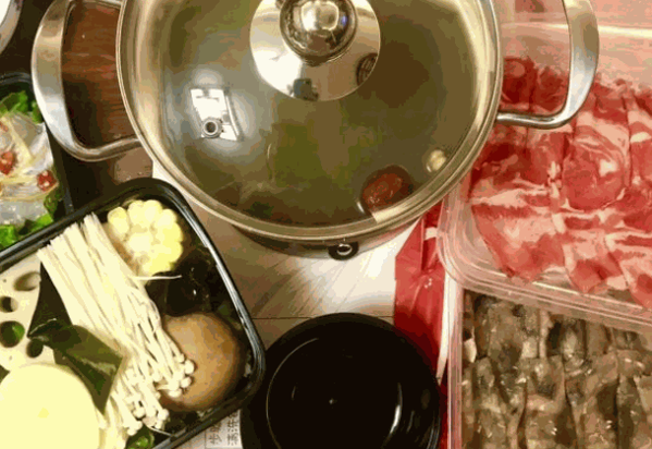 香飘飘旋转小火锅