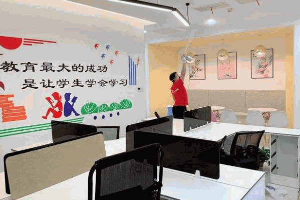 韩端机器人教育