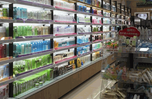 雅琳化妆品连锁店