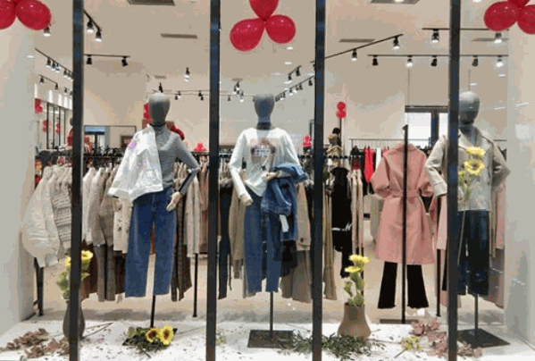潘银萍服装织补店