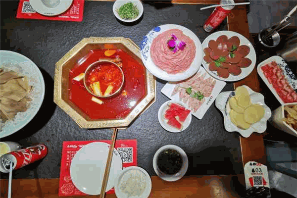 麻辣风云重庆老火锅