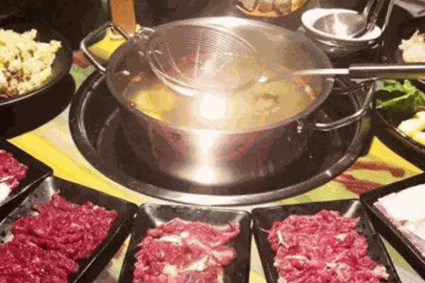 桐坑潮汕生鲜牛肉火锅