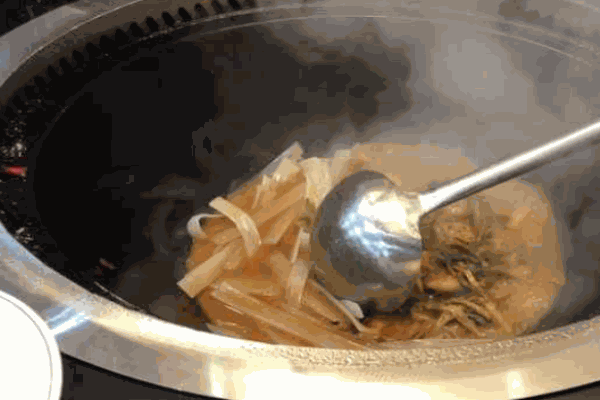 鱼咬羊鲜土灶馆火锅