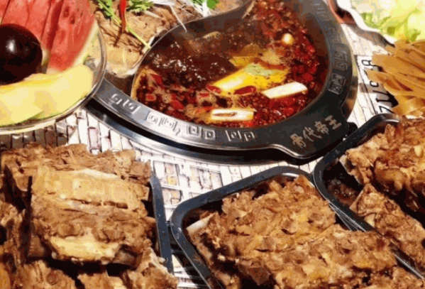 锅武侠硬啃酱骨火锅